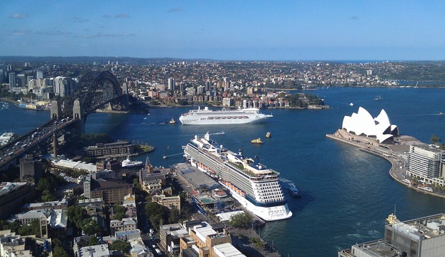 Spacious house close to malls &train easy access to CBD, Airport and Beach