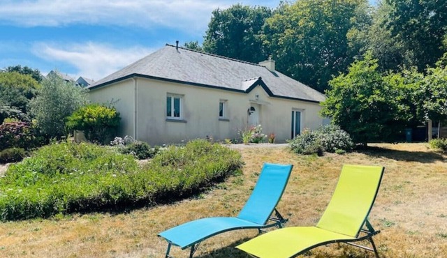 Spacious house close to the beach