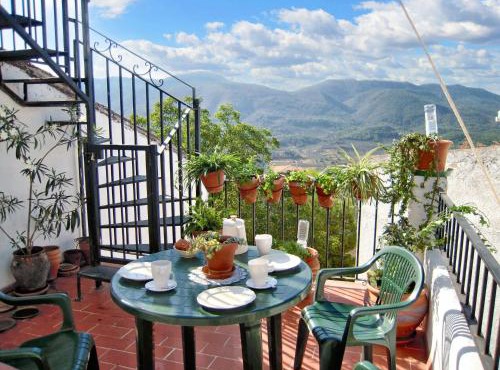 Spacious House in Hornos with Mountain View