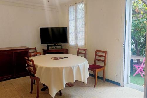 Spacious house in Perpignan quiet and friendly