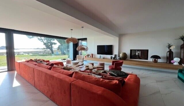 Spacious house in Séné for an ideal stay