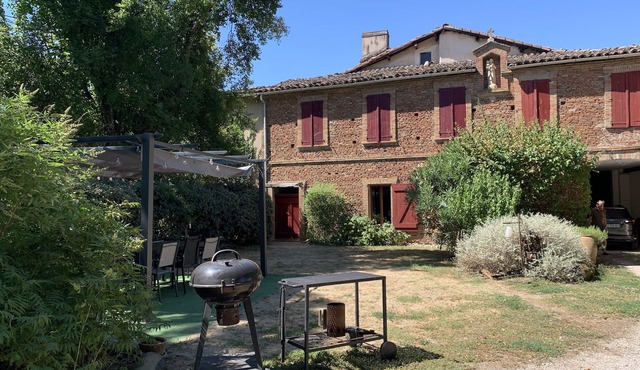 Spacious house in the countryside - close Toulouse and Albi - pet friendly