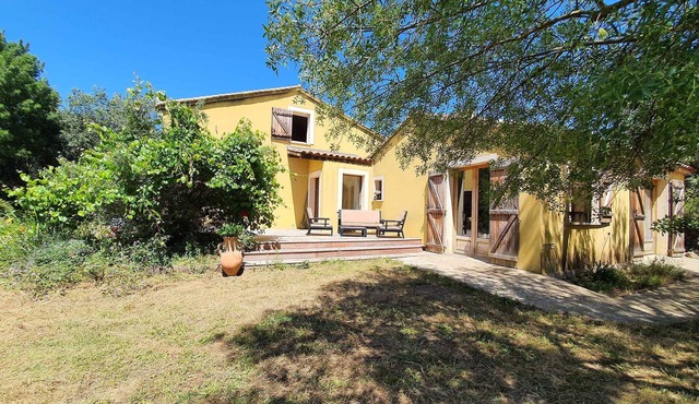 Spacious house in the heart of nature for a relaxing stay 300 m from the river.