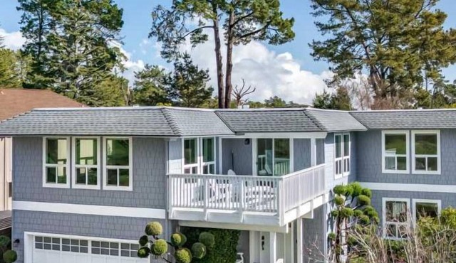 Spacious House in Walking Distance to the Beach
