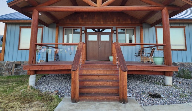 Spacious house located in Hot Springs, a dream getaway for any soaker!