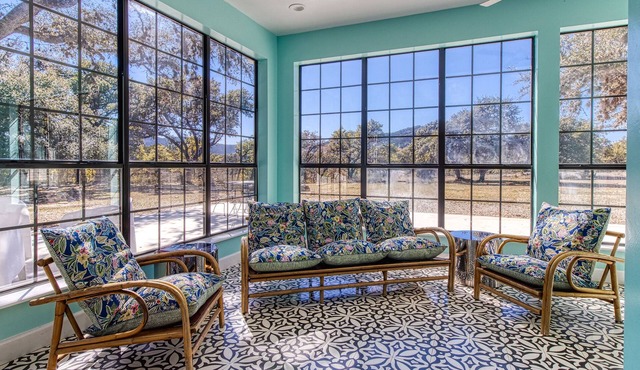 Spacious house on 60 acres with Frio River Access, Near Garner State Park