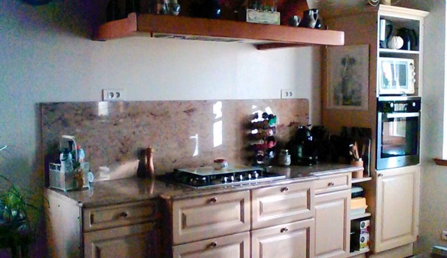 Spacious house, pets allowed, enclosed land 3000m2 with very nice view !