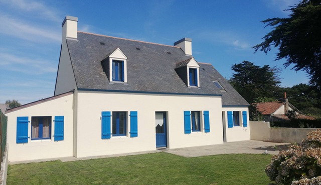 spacious house seaside for 11 people