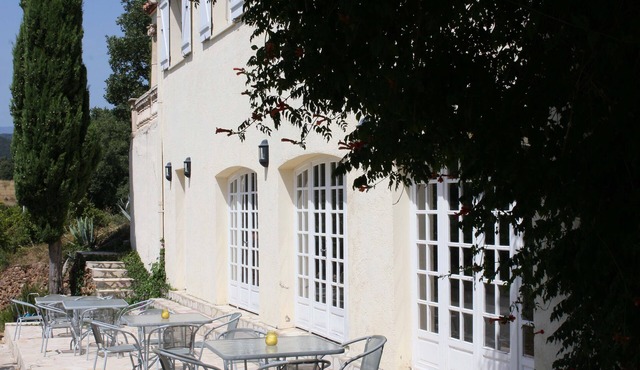 Spacious House Set In A Magnificent Surroundings