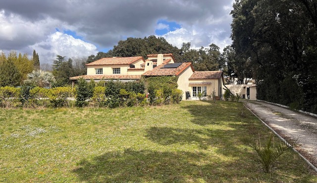 Spacious house Swimming pool - Entre Plages, Montpellier Cévennes Pets welcome