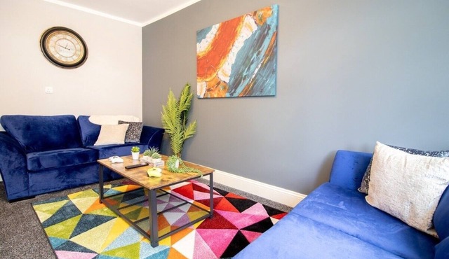 Spacious House w/Game Room in Bristol