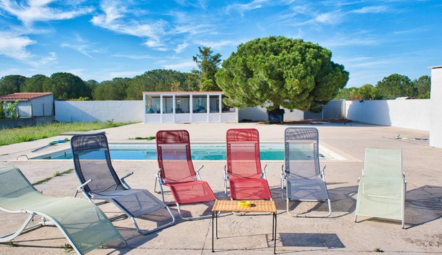 Spacious house with garden and private pool