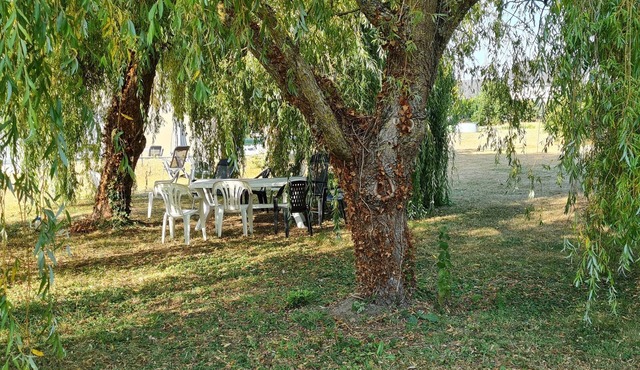 Spacious house with garden a few steps from the beach