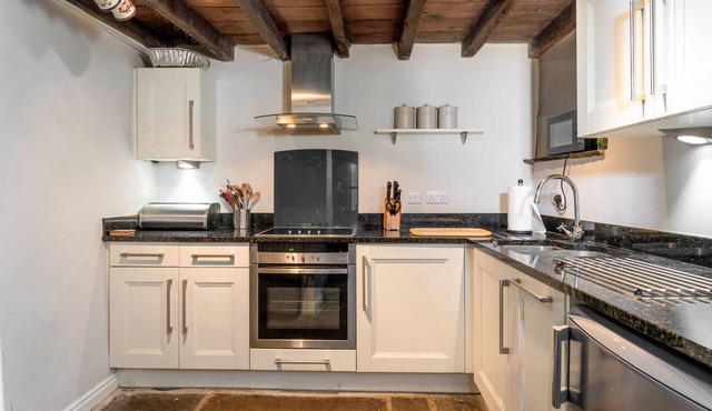 Spacious House With South-facing Views Overlooking Swaledale