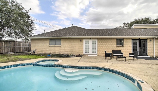 Spacious Houston Vacation Rental w/Pool!