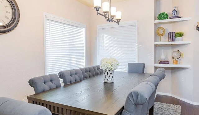 Spacious Huge house with Large Lot with Hot tub near Portland Airport