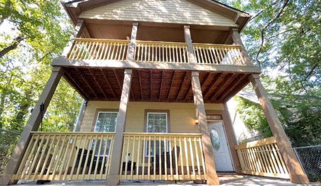 SPACIOUS, IN TOWN 3 BEDROOM HOME