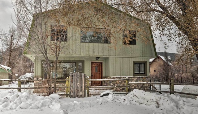 Spacious Irwin Home on Snake River!