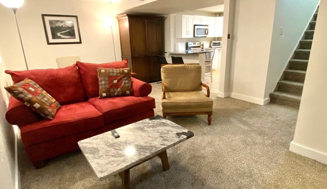 Spacious King Bed Suite, Kitchen, Living Room, Office, Lower Level Apartment