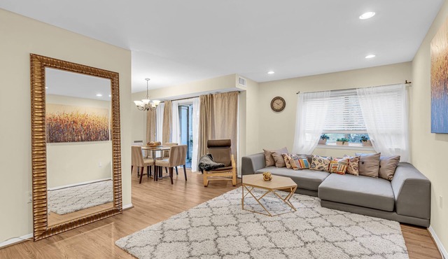 Spacious - King & Queen Beds - NIH - Pike & Rose