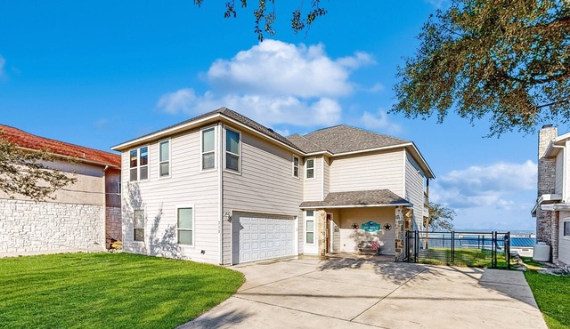 Spacious l Beautiful views l Gameroom l Dog-friendly