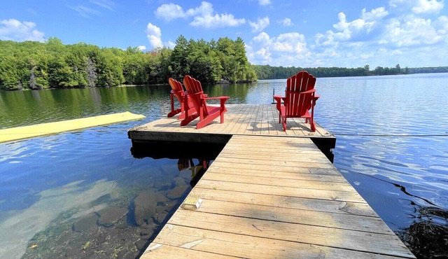 Spacious Lake Home on Chandos Lake