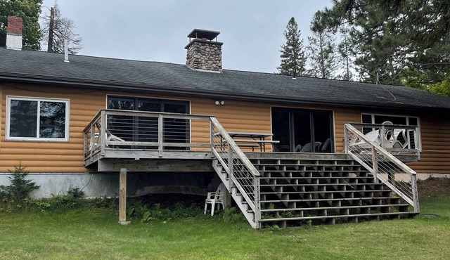 Spacious lake-home overlooking remote Lake Bastine-fishing or family getaway!