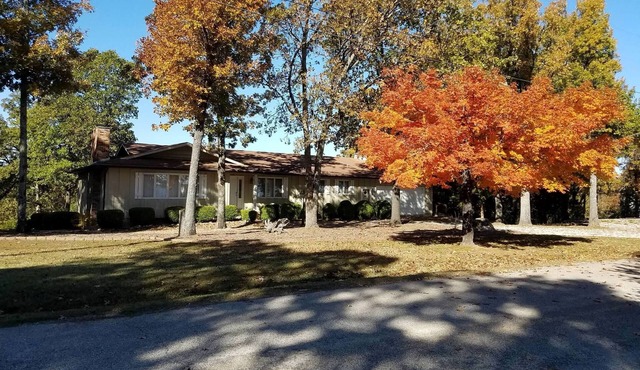 Spacious Lake House with View of Norfork Lake
