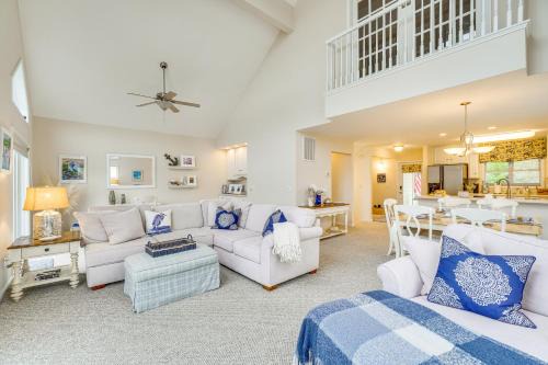 Spacious Lake Norris Getaway w/Resort Perks!