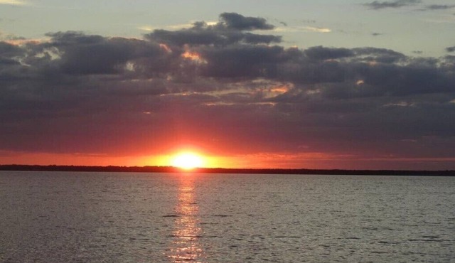 Spacious lake view 1st floor condo at Northern Bay Marina & Golf Resort