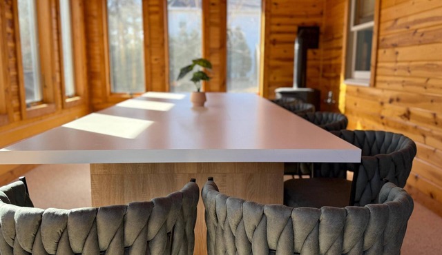 Spacious Lakefront Home with Nostalgic Charm, Wifi, AC and a Boat Dock