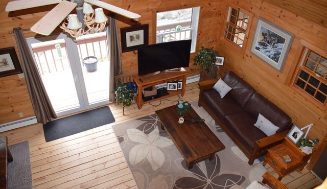 Spacious lakefront 3 bed 3 bath cabin with spectacular views and great fishing.