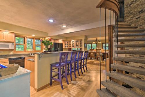 Spacious Lakehouse with Deck, Kayaks, and Dock!