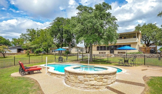 Spacious Lakeview Oasis w/Pool