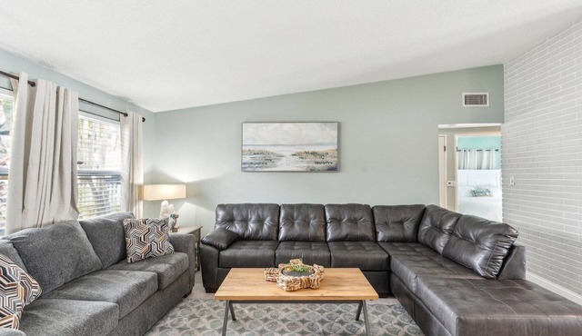 Spacious Largo Home with Private Pool, Perfect FL Getaway!
