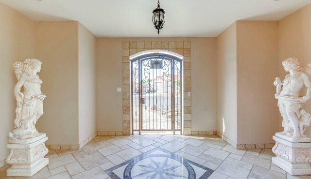 Spacious Luxe Home w/Lake Access in Fort Mohave!