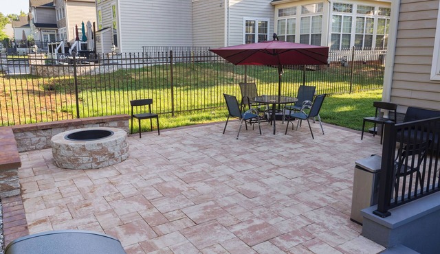 Spacious Luxury 8BR Family Retreat Near DC - Perfect for Groups & Families