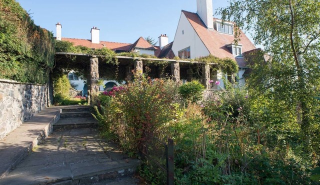 Spacious luxury apartment in a countryside setting close to St Andrews & Dundee