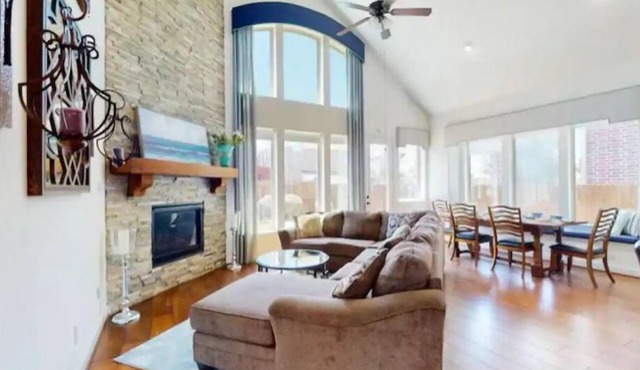 Spacious Luxury home near PGA!n