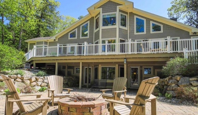 Spacious Luxury Retreat on Raymond Pond | Game Room & Private Dock