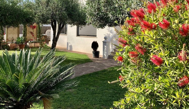 Spacious Mediterranean Villa with Pool