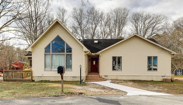 Spacious Millsboro Home on 16 Peaceful Acres