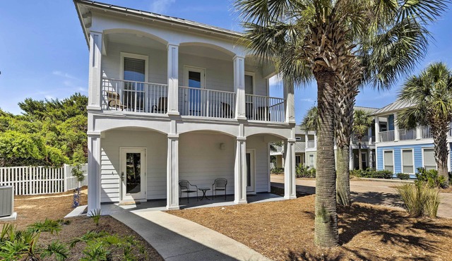 Spacious Miramar Beach Cottage w/Beach Access!