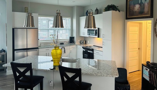 Spacious mixed with comfy & a bit of luxury.