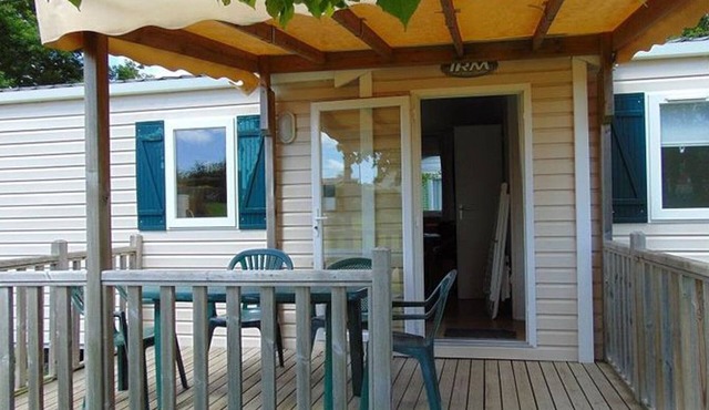 Spacious mobile home for 6 people with terrace