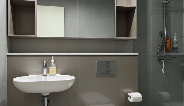 Spacious & Modern 2-Bedroom Apartment in Prime Macquarie Park Location