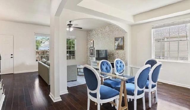 Spacious Modern 3BR, King Suite -Minutes Walk to French Quarters; Pet-Friendly!