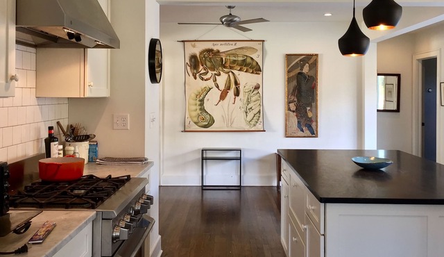 Spacious Modern Farmhouse w/ Pool, Great 4 Families, Dogs welcome!