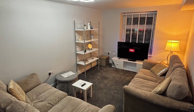 Spacious modern flat Blackburn