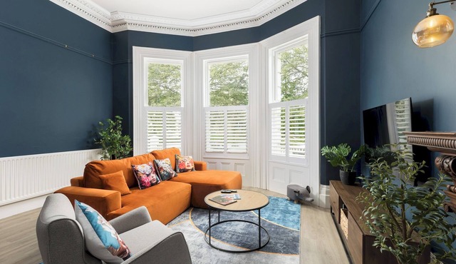 Spacious & Modern 2 Bed Apartment with Parking - Pass the Keys